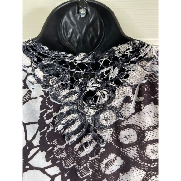 Style & Co Blouse Women Size XL Short Sleeve Black White Geometric Stretch Studs - Picture 9 of 11